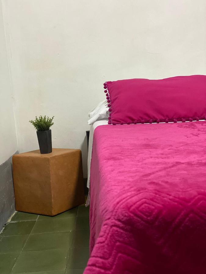 Hostal Casa Estacion 메딜린 외부 사진